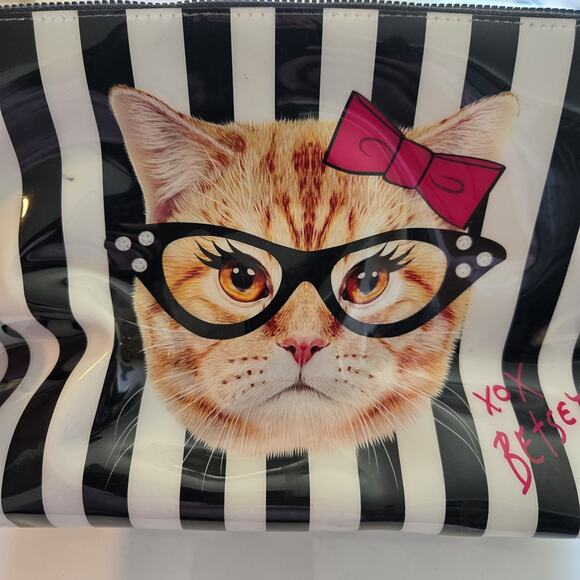 Betsey Johnson Striped Cat Cosmetic Wristlet Bag‎ - Picture 2 of 11